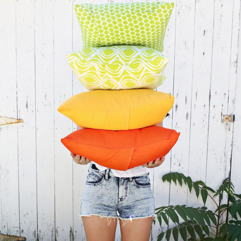 How to Care for Your Outdoor Throw Pillows